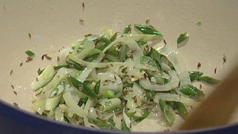 тушеная баранина с баклажанами