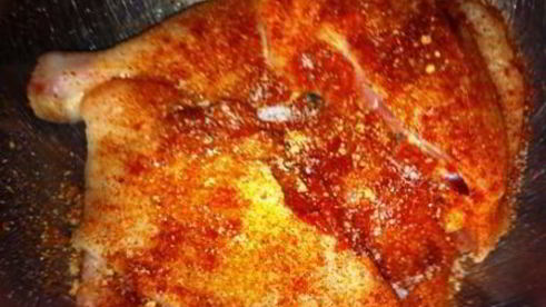 тушеная курица с овощной подливкой