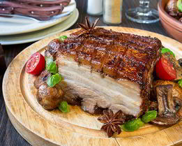 Запеченная свиная грудинка с китайскими специями