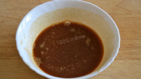 запеченный гусь с яблоками и алычой в духовке