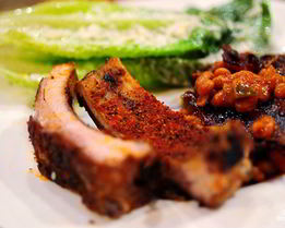 Жареные свиные ребрышки в духовке