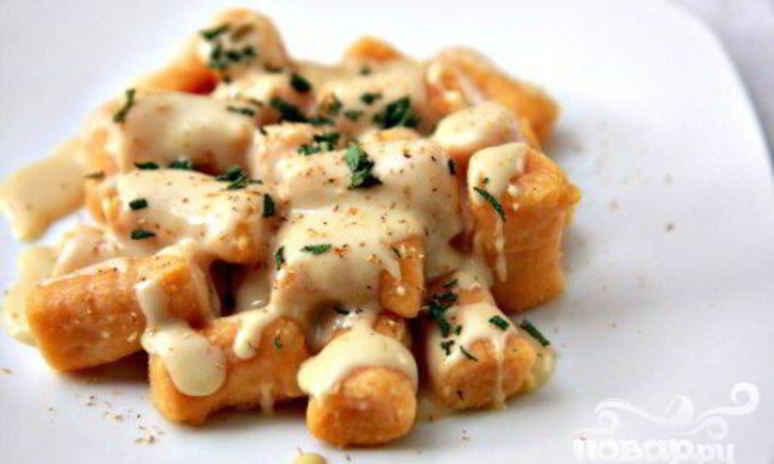 Рецепт ньокков из сладкого картофеля с сырным соусом