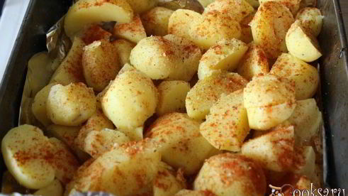 ароматный картофель, запеченный с моцареллой