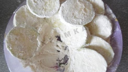 баклажаны и кабачки с сыром в микроволновке