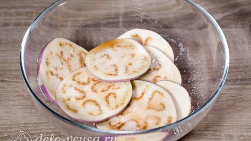 баклажаны под сыром в духовке