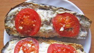 Баклажаны с фаршем в мультиварке