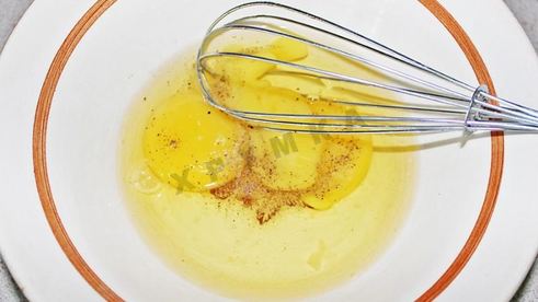 кабачки с колбасой и сыром