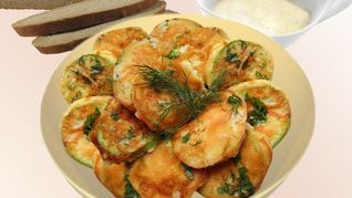 Кабачки в кляре с чесноком