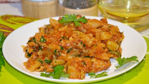 кабачки жареные с томатной пастой