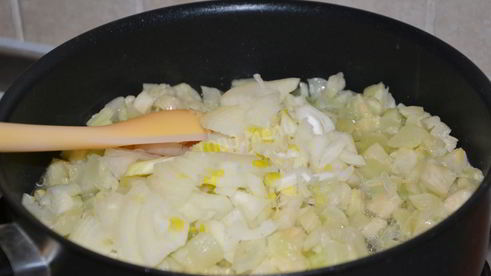 кабачки жареные с томатной пастой