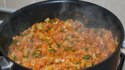 кабачки жареные с томатной пастой