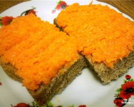 Морковь жареная с луком