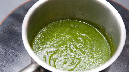 папарделле, фаршированные кальмарами, в кабачковом песто