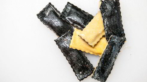 папарделле, фаршированные кальмарами, в кабачковом песто