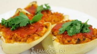 Перец фаршированный булгуром и грибами