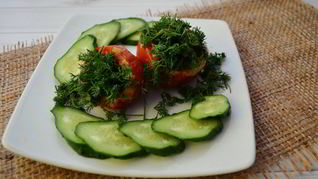 Помидоры, запеченные с омлетом