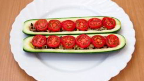 цуккини, фаршированные грибами