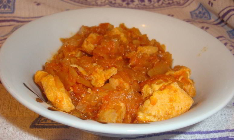 Рецепт тушеной капусты с индейкой в мультиварке