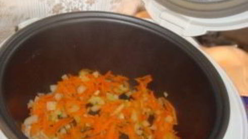 тушеная капуста с индейкой в мультиварке