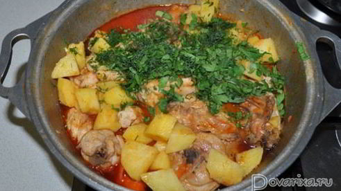 тушеный картофель с курицей