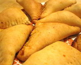 Эмпанады с фасолью и бататом