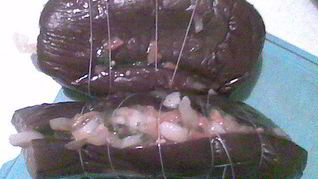 Закатанные фаршированные баклажаны