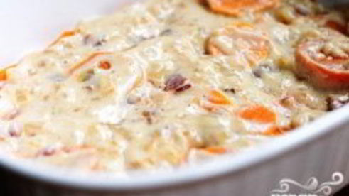 запеченный сладкий картофель с беконом и сыром