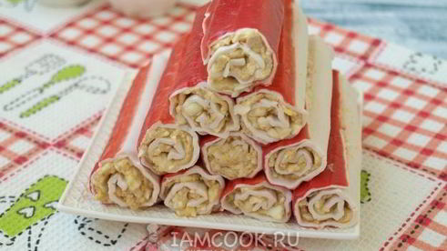 крабовые палочки, фаршированные печенью трески
