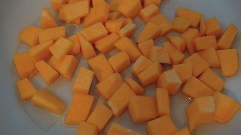 куриная печень с тыквой и яблоками