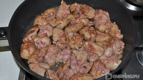 куриная печень с винно-медовым соусом