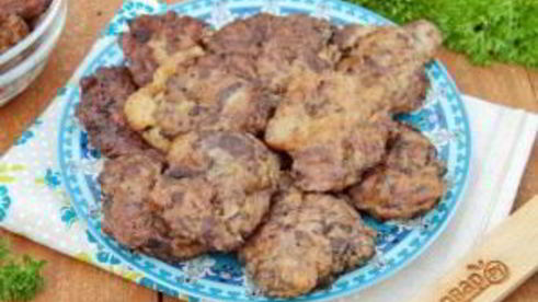 куриная печень в сметанно-чесночном кляре