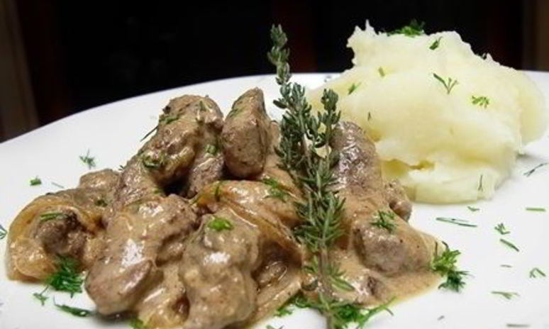 Рецепт куриной печени, жареной в сметане