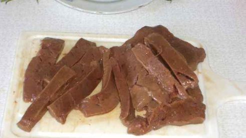 печень говяжья с овощами