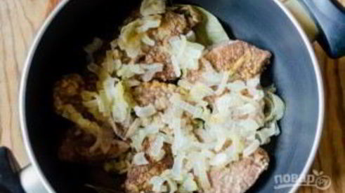 печень говяжья в сметане