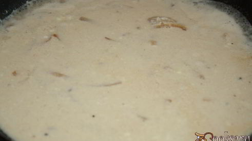 печень нежность в сметанно-луковом соусе