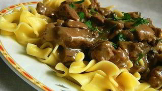 Печень по-бефстрогановски