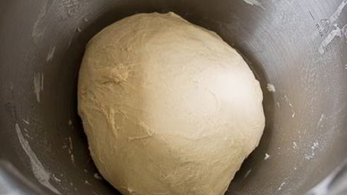 домашние пельмени с курицей и копченой грудинкой