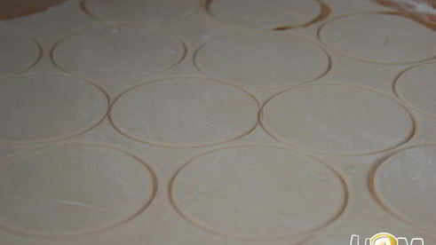 пельмени с мясом и капустой