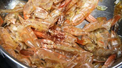 паэлья с креветками и чоризо