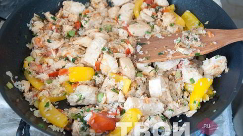 паэлья с курицей