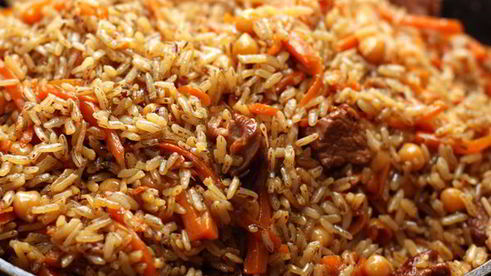 плов из баранины с нутом