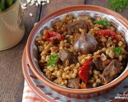 Плов из перловки с мясом