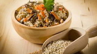 Плов из ячменя с грибами