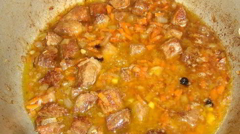 плов с говядиной