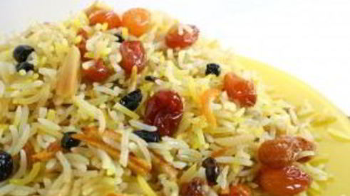 плов с курагой и изюмом