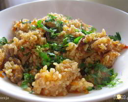 Плов с курицей и свининой