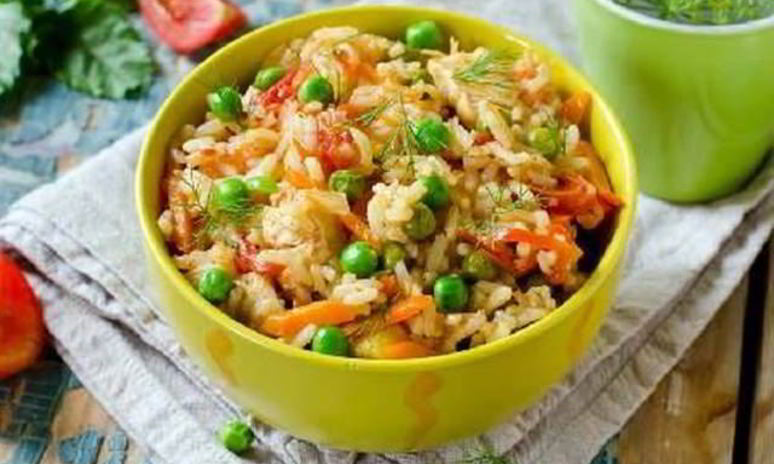 Рецепт плова с томатами и с зеленым горошком