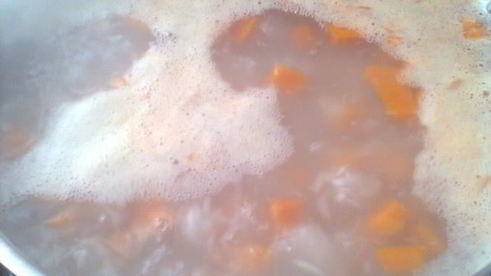 плов с тыквой , капченой рыбой и гранатом