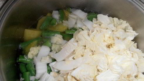 ароматное рагу с колбасками