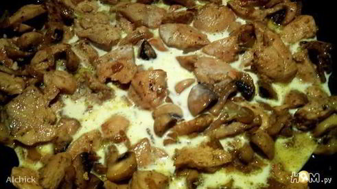 фрикасе из курицы с шампиньонами